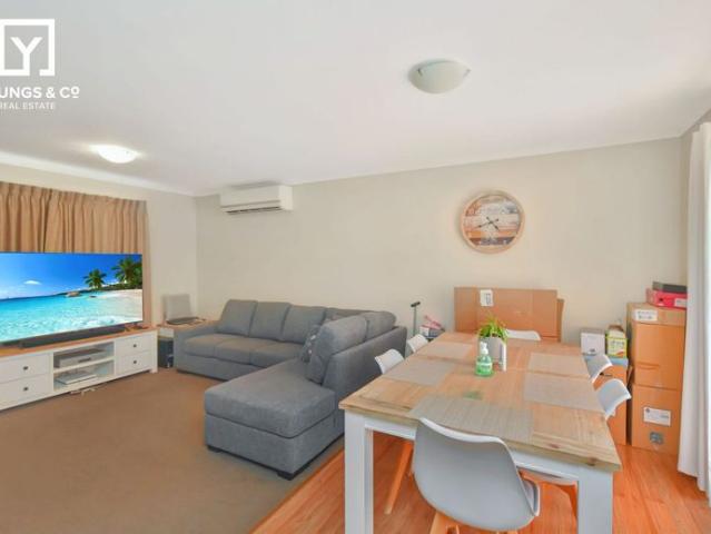 2 Bedroom Unit with Large Backyard