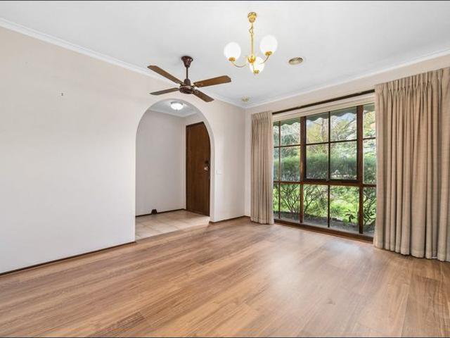 2 Bedroom Unit with Large Undercover Outdoor Deck PLUS Garage