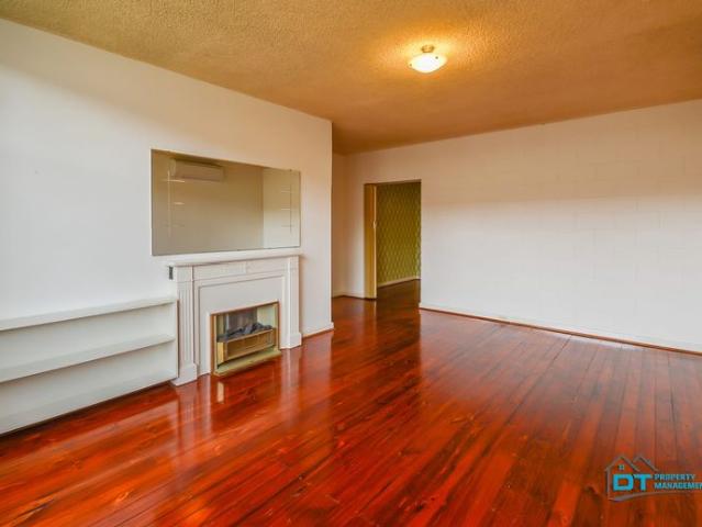 2 Bedroom Unit with Rare Triple Parking in Prime Glenelg Location