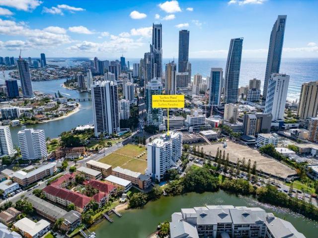 2 Bedroom Unit With Stunning Views Excellent Location Priced for Immediate Sale!