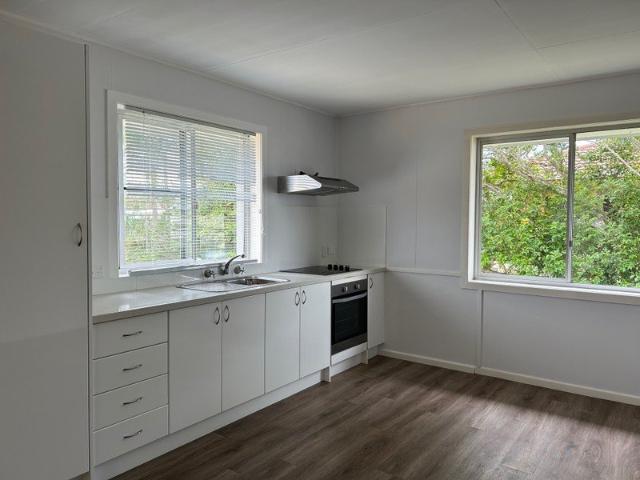 2 Bedroom Unit Compact & Cute!