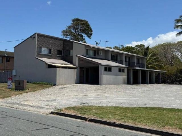 2 Bedroom Unit Close To The CBD