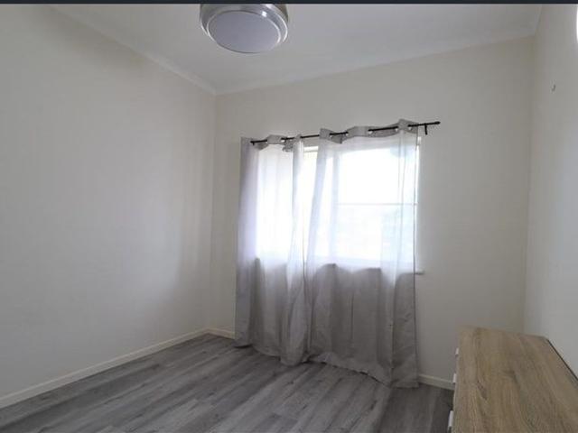 2 BEDROOM UNIT CLOSE TO THE BEACH