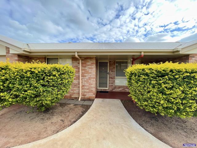 2 Bedroom Unit close to town