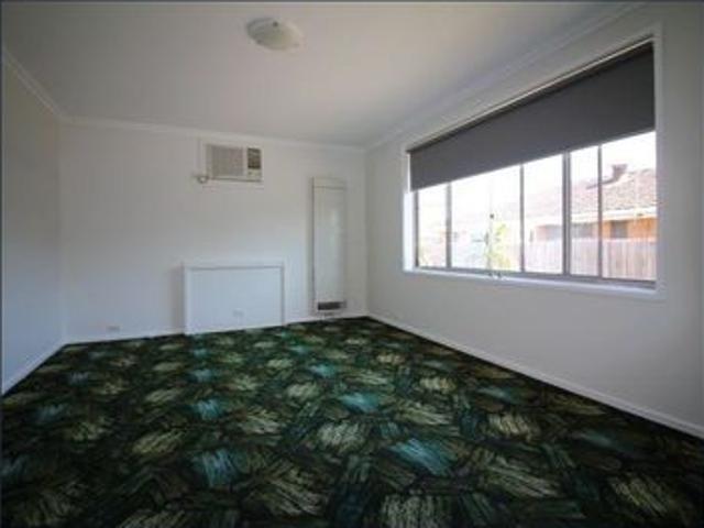 2 Bedroom Unit Close to all amenities