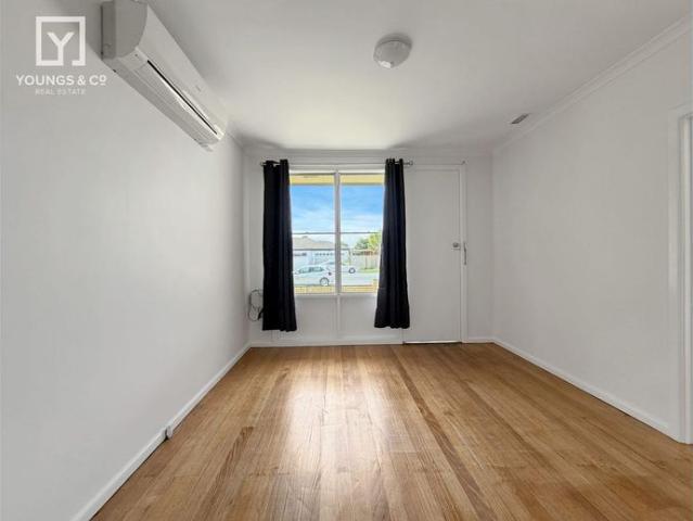 2 BEDROOM UNIT CLOSE TO SHEPPARTON CBD