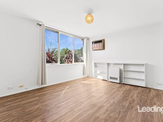 2 Bedroom Unit Close To Sunbury Township