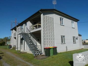 2 Bedroom Unit Freshly renovated GREAT LOCATION