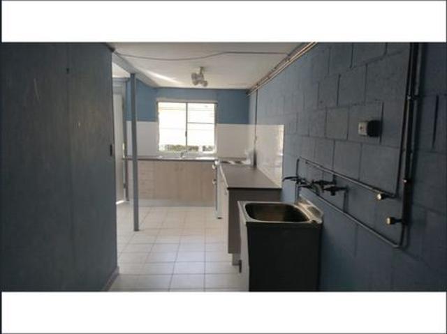 2 Bedroom Unit Great location Short Lease