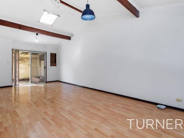 2 Bedroom Unit Ideally located