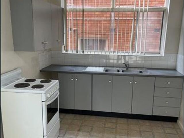 2 Bedroom Unit in the Heart of Belmont