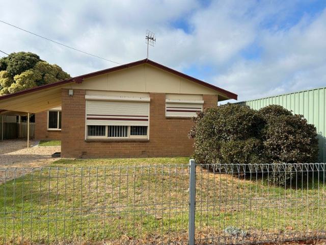 3 Bedroom Unit in the Heart of Victor Harbor