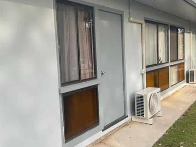 2 BEDROOM UNIT IN TOWN