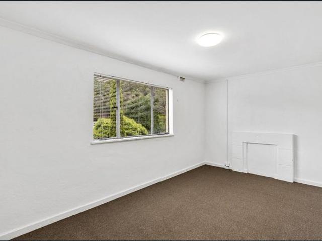 2 Bedroom unit in West Hobart