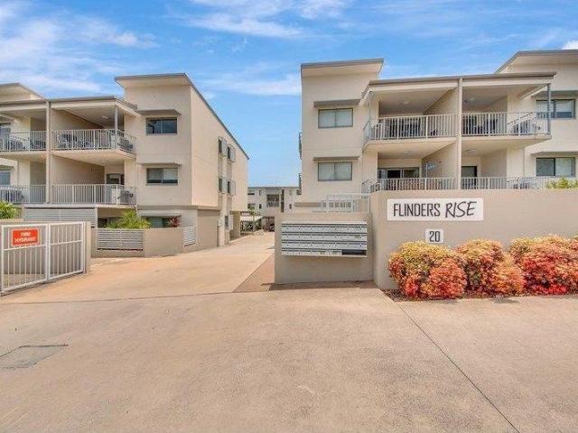 2 BEDROOM UNIT IN A GREAT LOCATION!