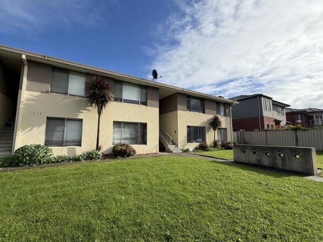 2 BEDROOM UNIT IN AN IDEAL LOCATION