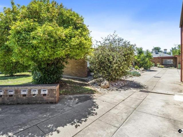 2 Bedroom Unit in Central Corowa