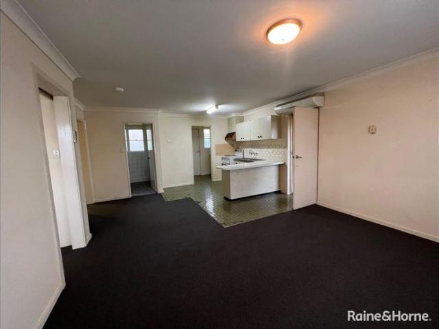 2 Bedroom Unit In Central West