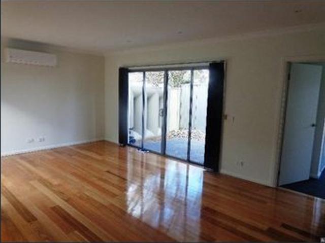 2 Bedroom Unit in Convenient Heidelberg West Location