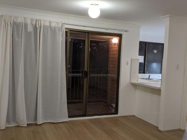 2 Bedroom Unit in Convenient Surry Hills Location