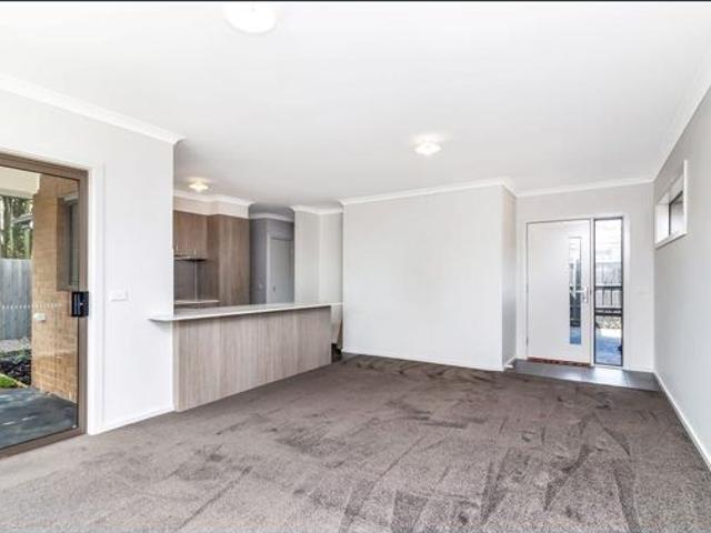 2 BEDROOM UNIT IN GREAT LOCALE