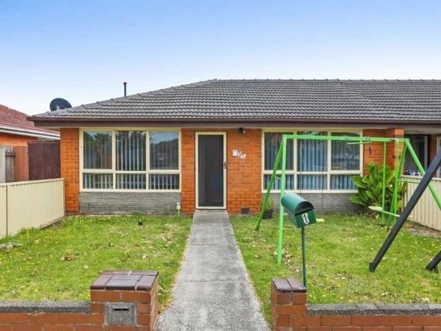 2 Bedroom Unit in heart of Springvale