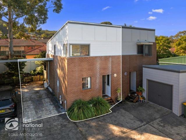 2 BEDROOM UNIT IN PRIME LOCATION