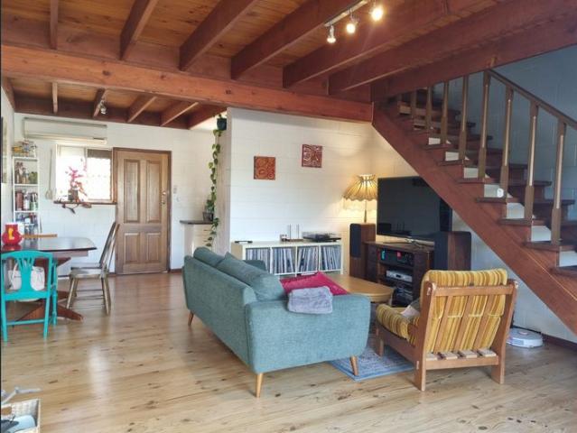 2 BEDROOM UNIT IN PRIME LOCATION