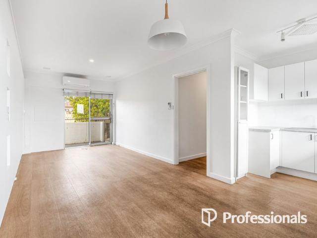2 Bedroom Unit in Prime Osborne Park Location