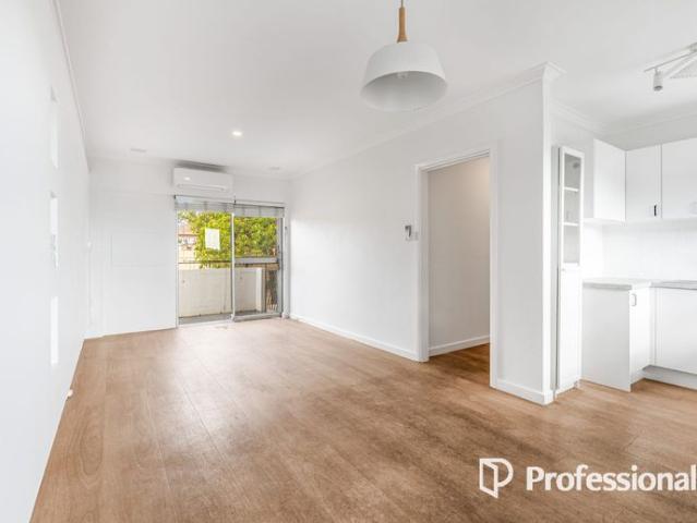 2 Bedroom Unit in Prime Osborne Park Location