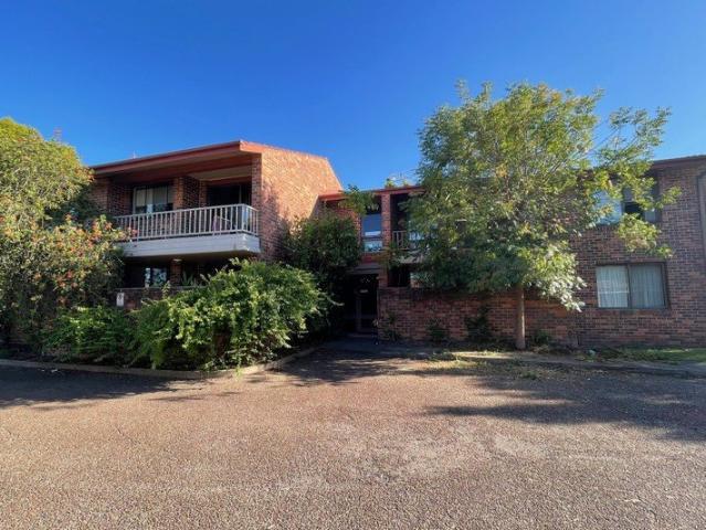 2 bedroom unit in Singleton Heights