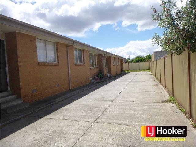 2 BEDROOM UNIT IN SPRINGVALE CENTRAL