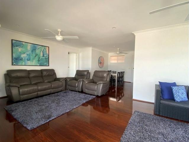 2 Bedroom Unit in Stunning Location