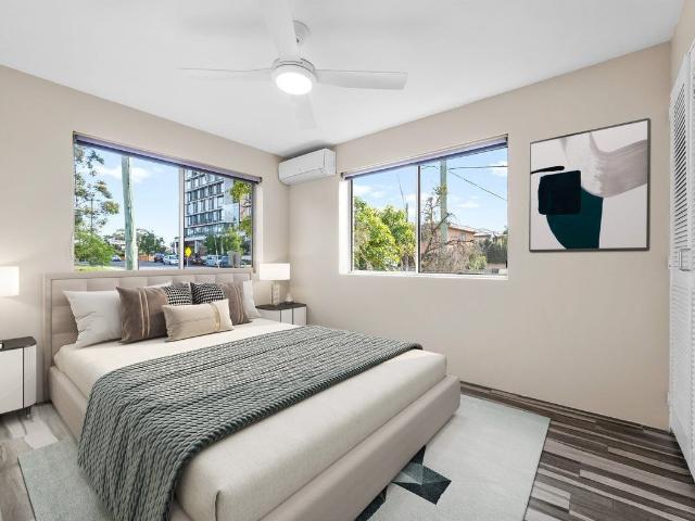 2 BEDROOM UNIT JUST MINUTES FROM WESTFIELD CHERMSIDE