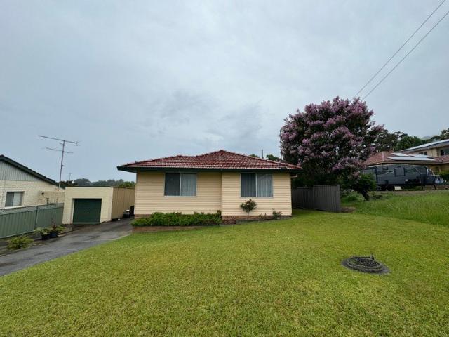 2 Bedroom Unit Minutes to Balgownie Village!