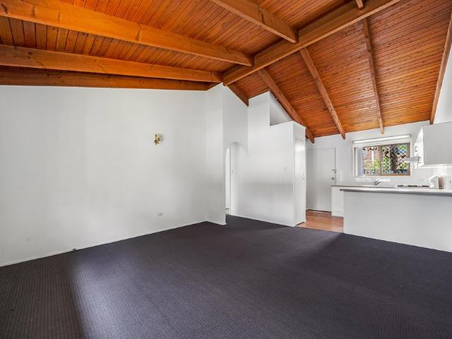 2 BEDROOM UNIT!
