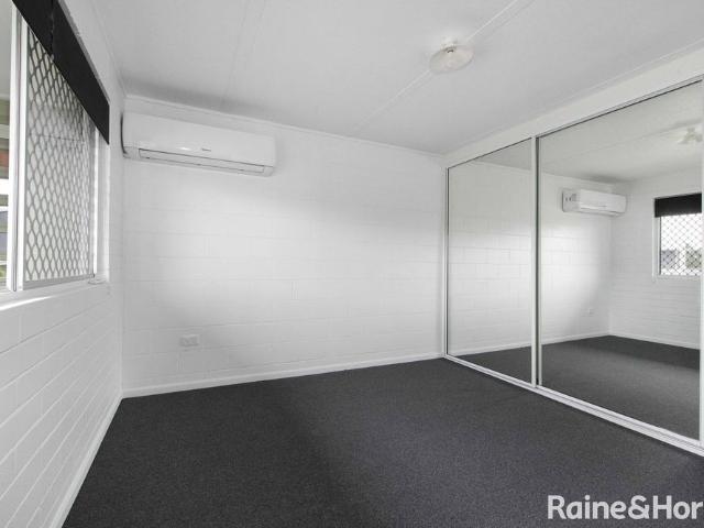 2 BEDROOM UNIT SOUTH MACKAY