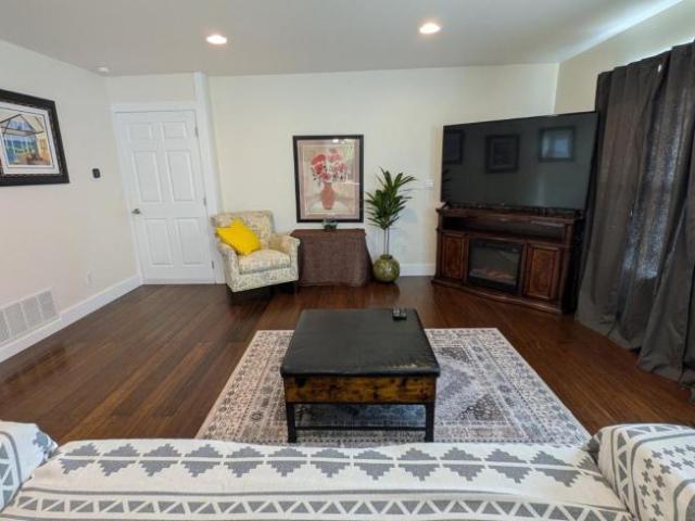 2 bedroom, University Place WA 98466 106112715