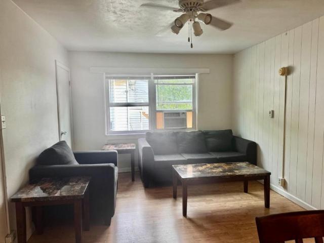 2 bedroom, Urbana IL 61801 106167257