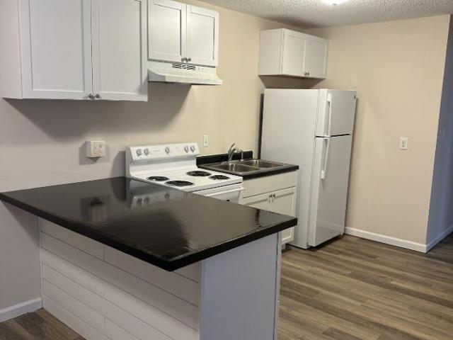 2 bedroom, Urbana IL 61802 105730431