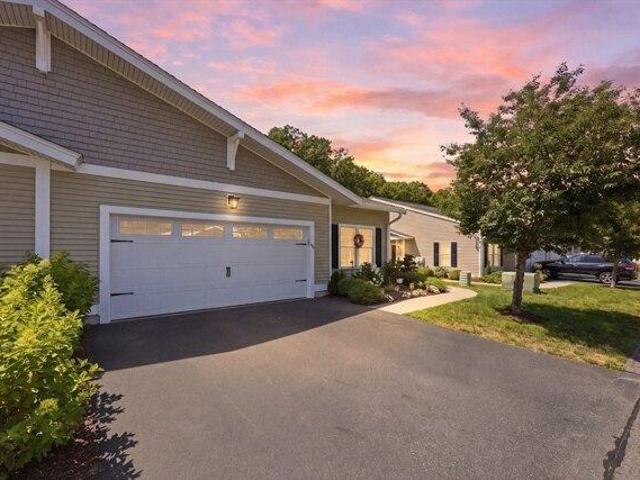 2 bedroom, Uxbridge MA 01569 105417709