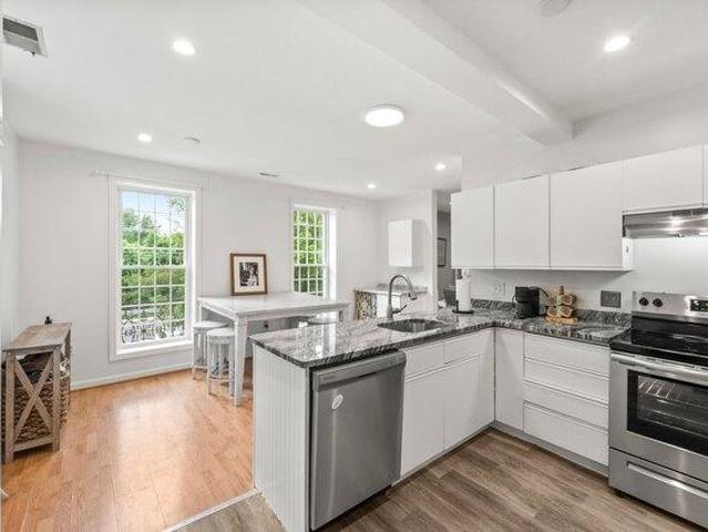 2 bedroom, Uxbridge MA 01569 105588846
