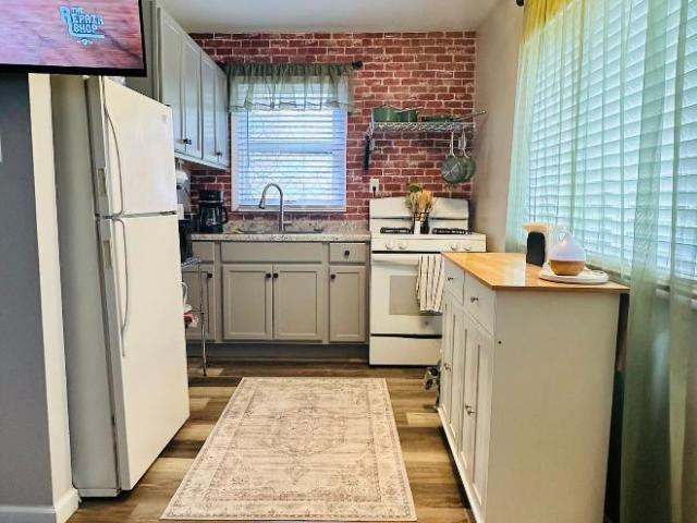 2 bedroom, Valparaiso IN 46383 105848536