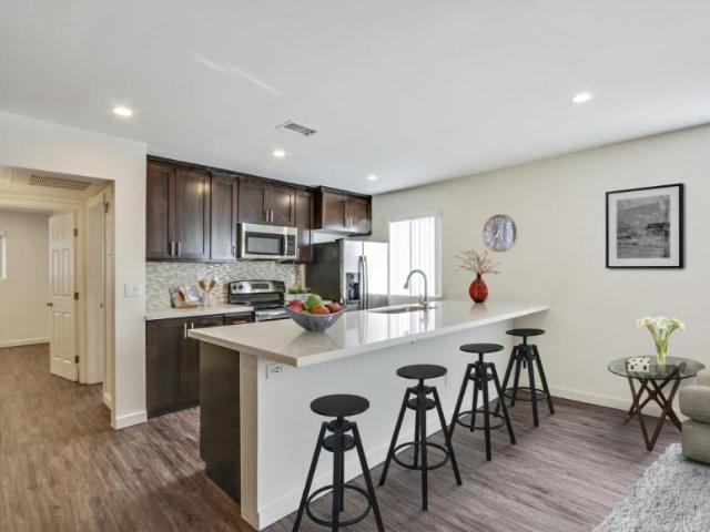 2 bedroom, Van Nuys CA 91411 103590584