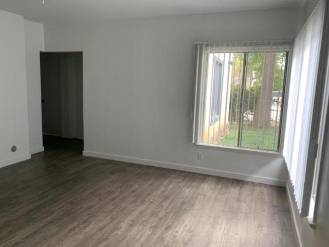2 bedroom, Van Nuys CA 91411 LS104742248