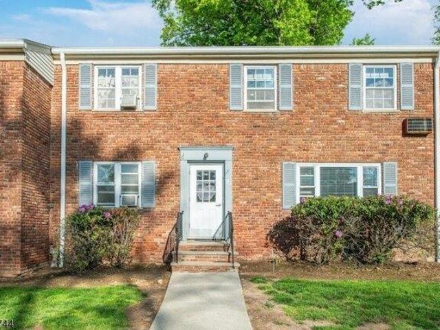 2 bedroom, Verona NJ 07044 105752925