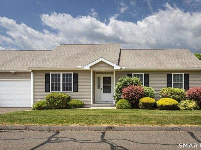 2 bedroom, Vernon CT 06066 104653292