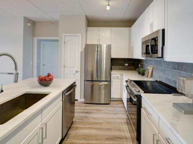 2 bedroom, Vernon Hills IL 60061 104903592