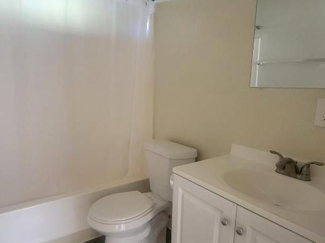 2 bedroom, Victorville CA 92394 106110679