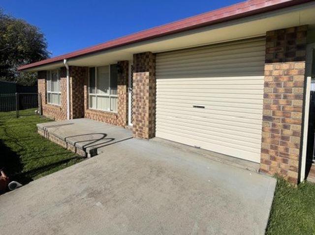 2 Bedroom Villa Close to town